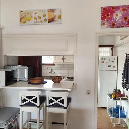 Сasa de vacaciones Lovely With Parking *