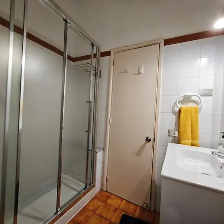 Lovely With Parking Nyaraló *